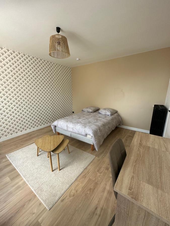 Le Madeleine - Cosy & Renove - Face Tram Lägenhet Orléans Exteriör bild